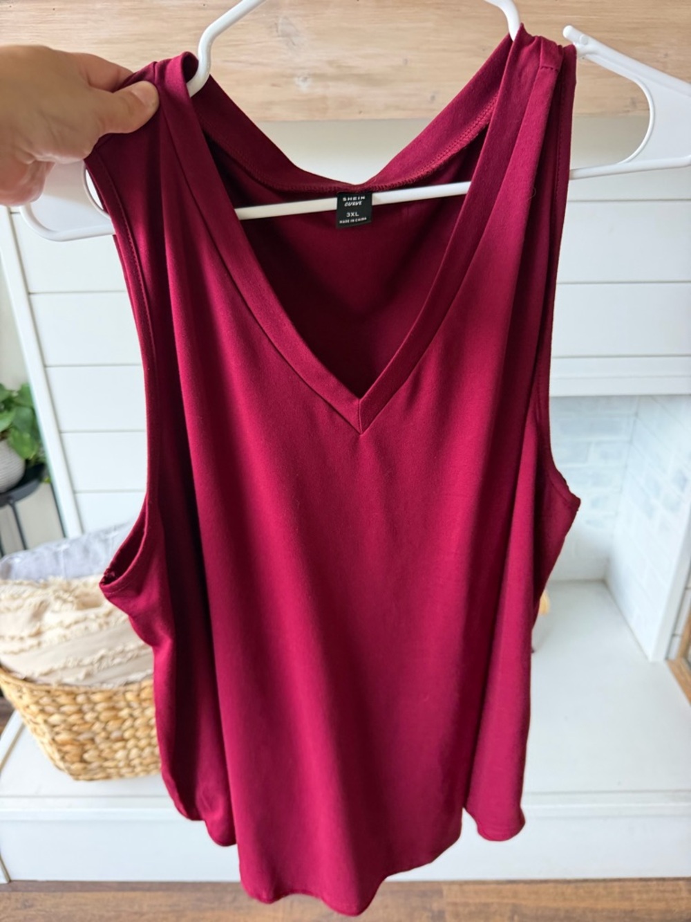 SHEIN Deep Wine V-Neck Sleeveless Tank Top